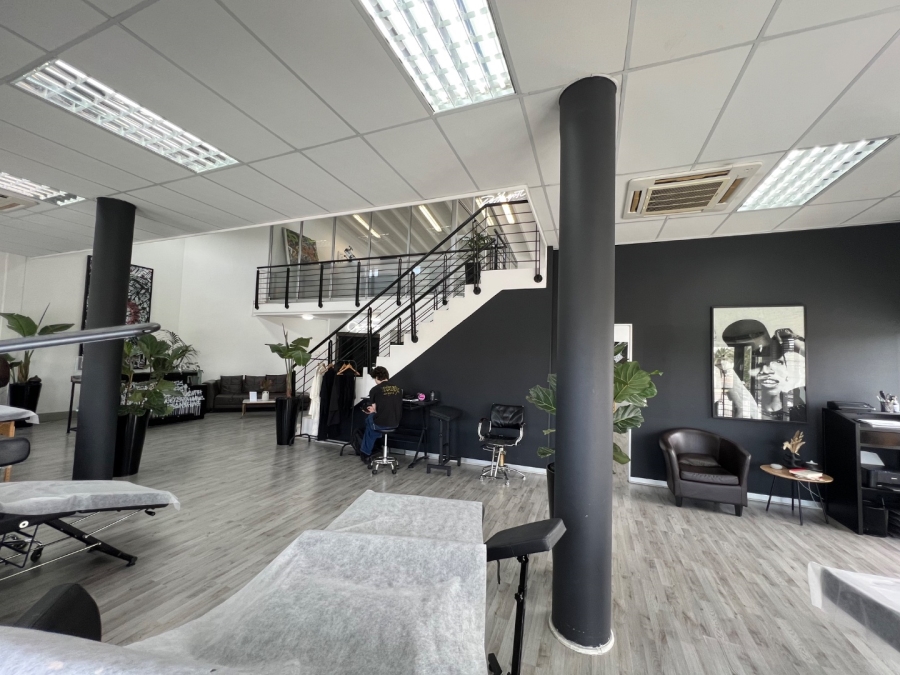 To Let Commercial Property for Rent in Table View Western Cape